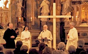 Versoehnungsgottesdienst_im_Kloster_Triefenstein-evangelischeorden